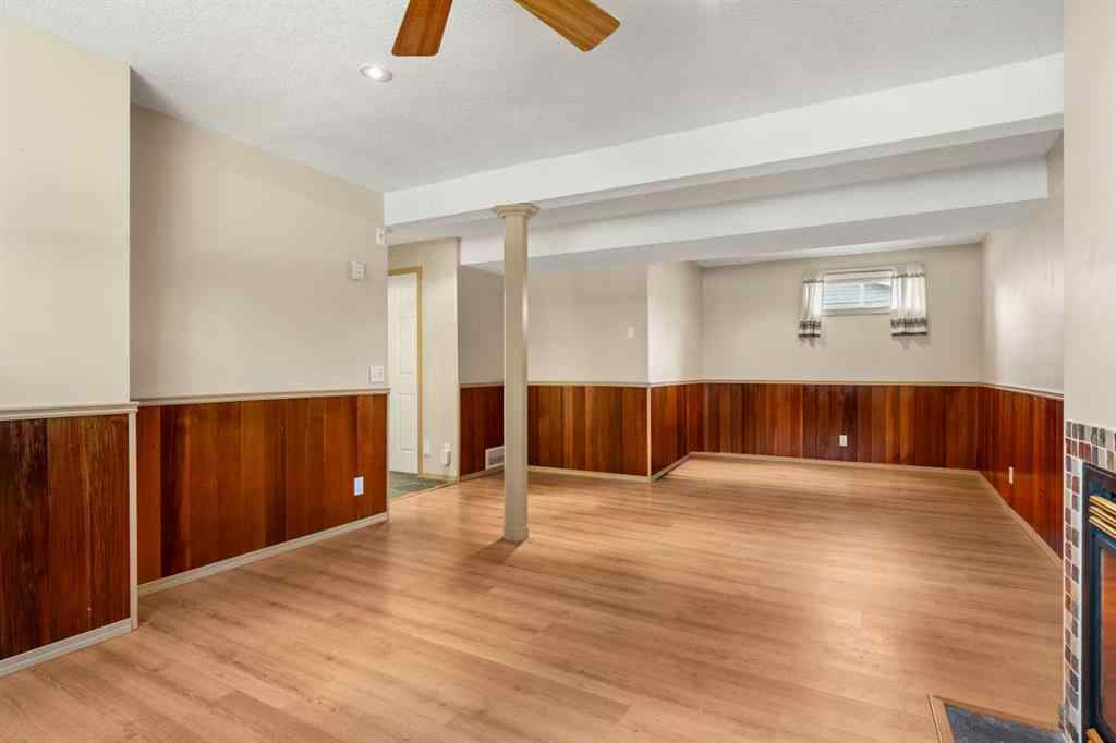 MLS® A2257498 - 1364 Lake Michigan Crescent SE in Bonavista Downs Calgary, Residential