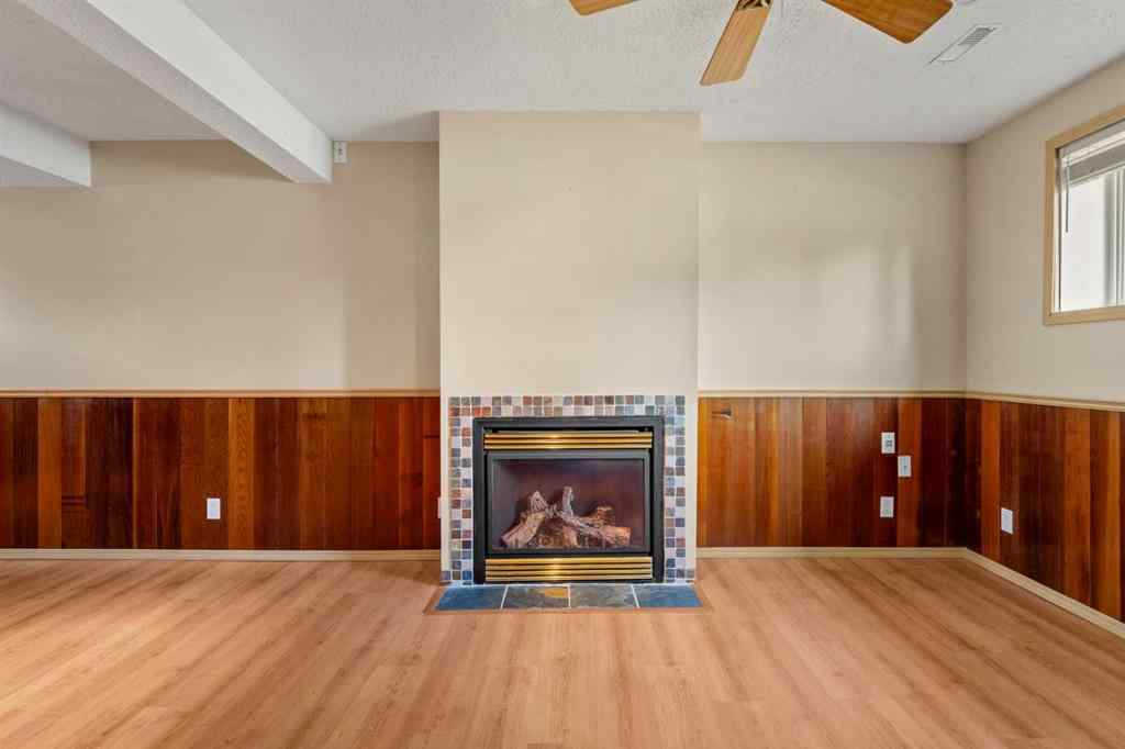 MLS® A2257498 - 1364 Lake Michigan Crescent SE in Bonavista Downs Calgary, Residential