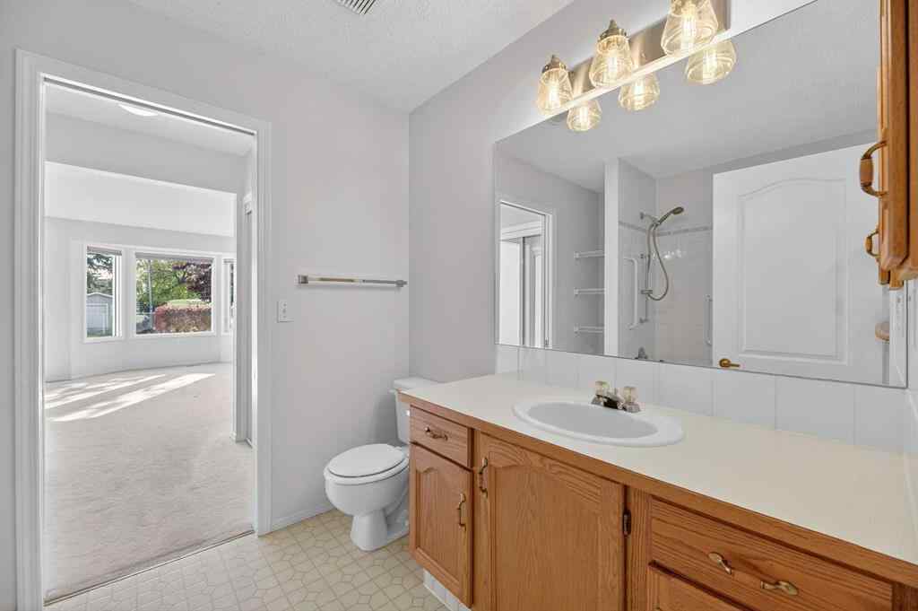 MLS® A2257506 - 1715 17 Street  in NONE Didsbury, Residential