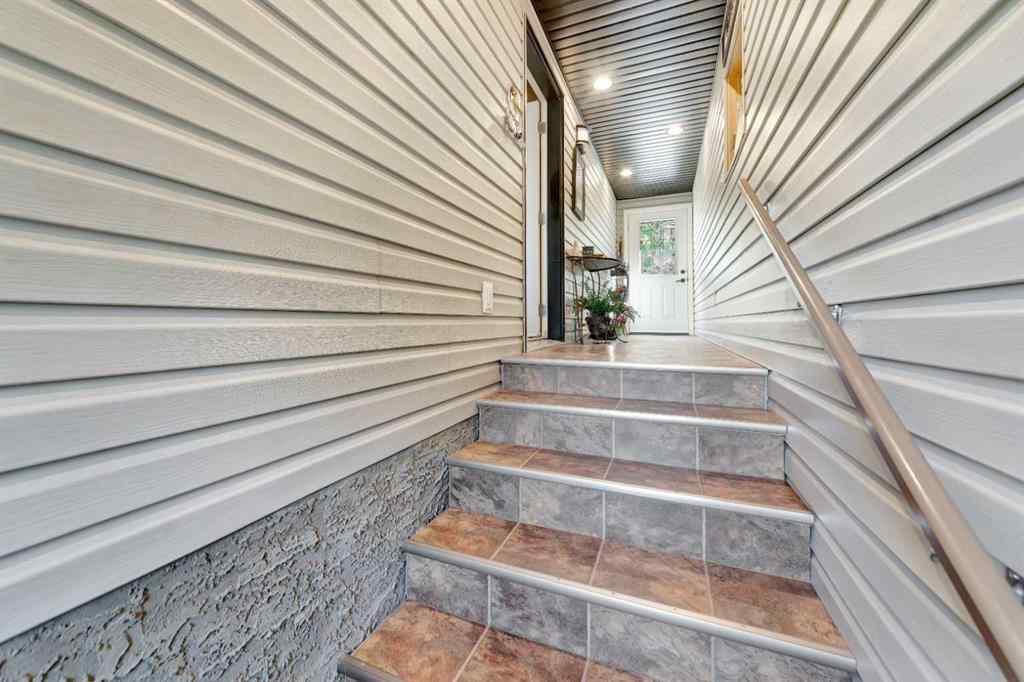 MLS® A2257508 - 317 6 Avenue  in NONE Paradise Hill, Residential