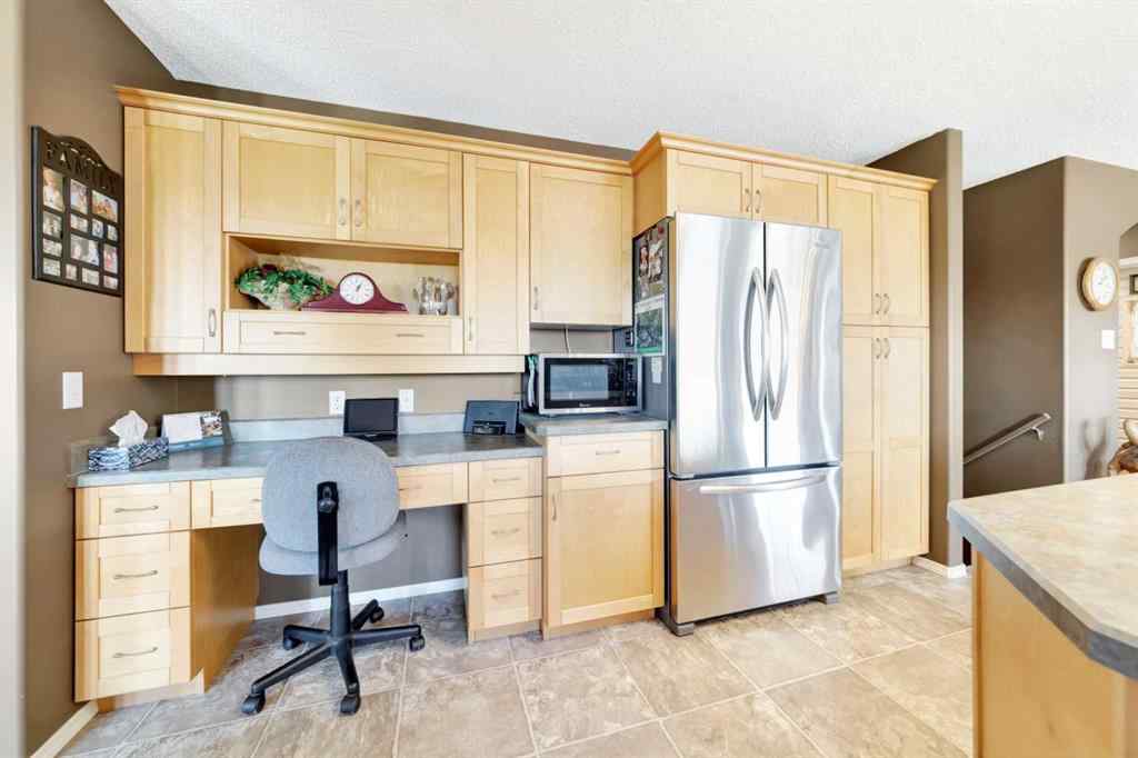 MLS® A2257508 - 317 6 Avenue  in NONE Paradise Hill, Residential