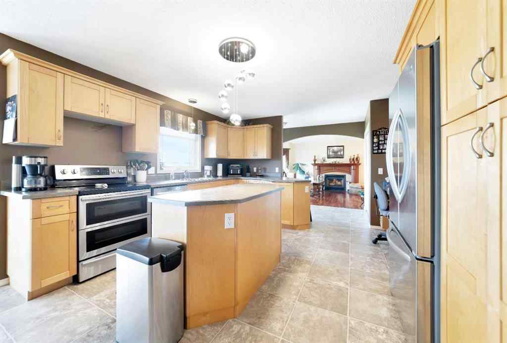 MLS® A2257508 - 317 6 Avenue  in NONE Paradise Hill, Residential