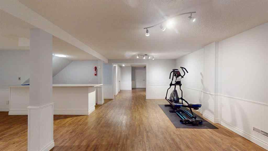 MLS® A2257509 - 195 Becker Crescent  in Dickinsfield Fort McMurray, Residential