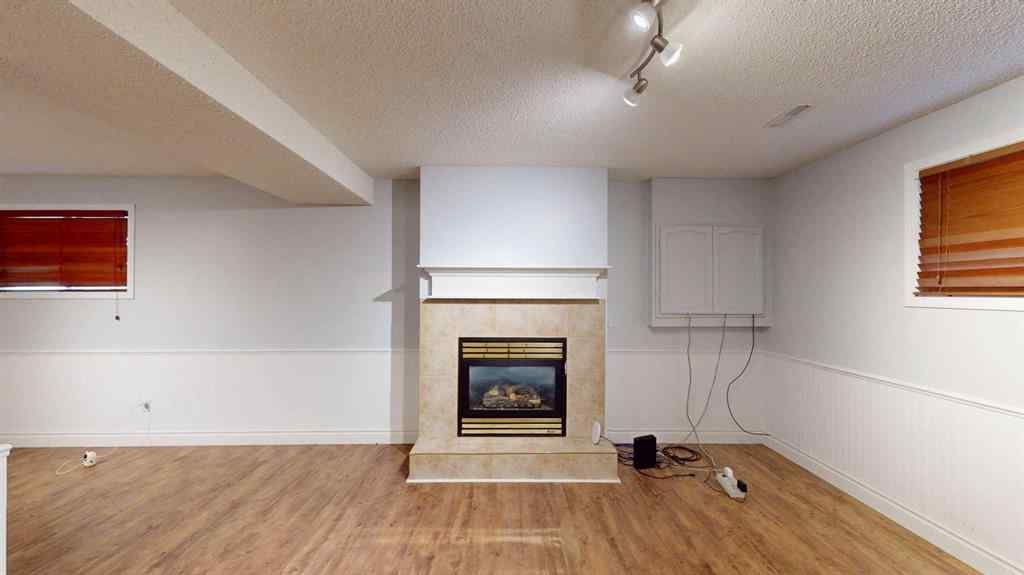 MLS® A2257509 - 195 Becker Crescent  in Dickinsfield Fort McMurray, Residential