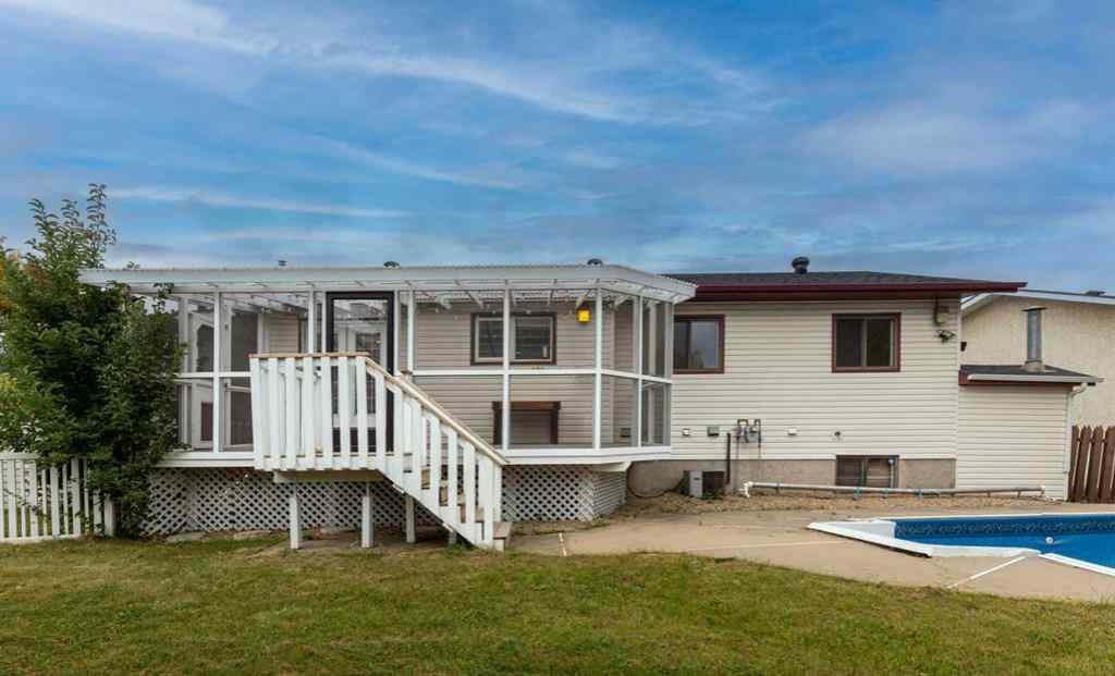 MLS® A2257509 - 195 Becker Crescent  in Dickinsfield Fort McMurray, Residential