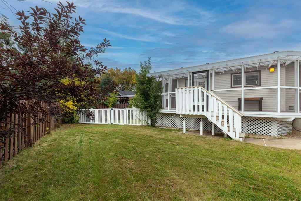 MLS® A2257509 - 195 Becker Crescent  in Dickinsfield Fort McMurray, Residential