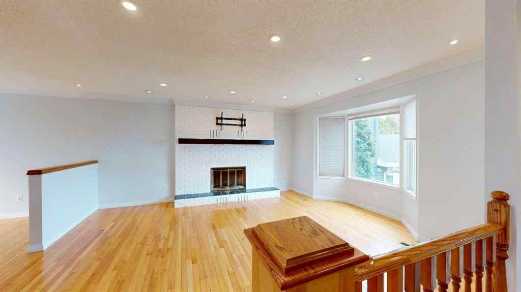 MLS® A2257509 - 195 Becker Crescent  in Dickinsfield Fort McMurray, Residential