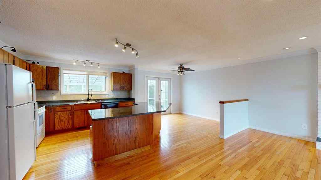 MLS® A2257509 - 195 Becker Crescent  in Dickinsfield Fort McMurray, Residential