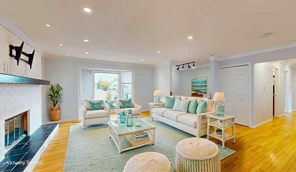 MLS® A2257509 - 195 Becker Crescent  in Dickinsfield Fort McMurray, Residential