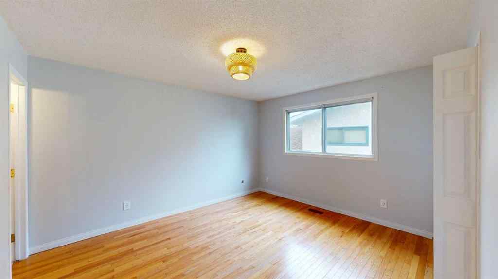 MLS® A2257509 - 195 Becker Crescent  in Dickinsfield Fort McMurray, Residential