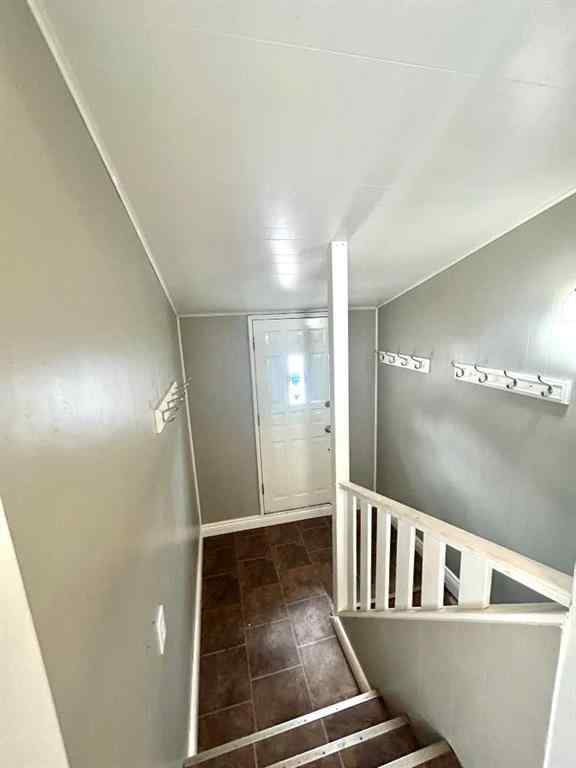 MLS® A2257515 - 1214 9 Avenue N in Senator Buchanan Lethbridge, Residential