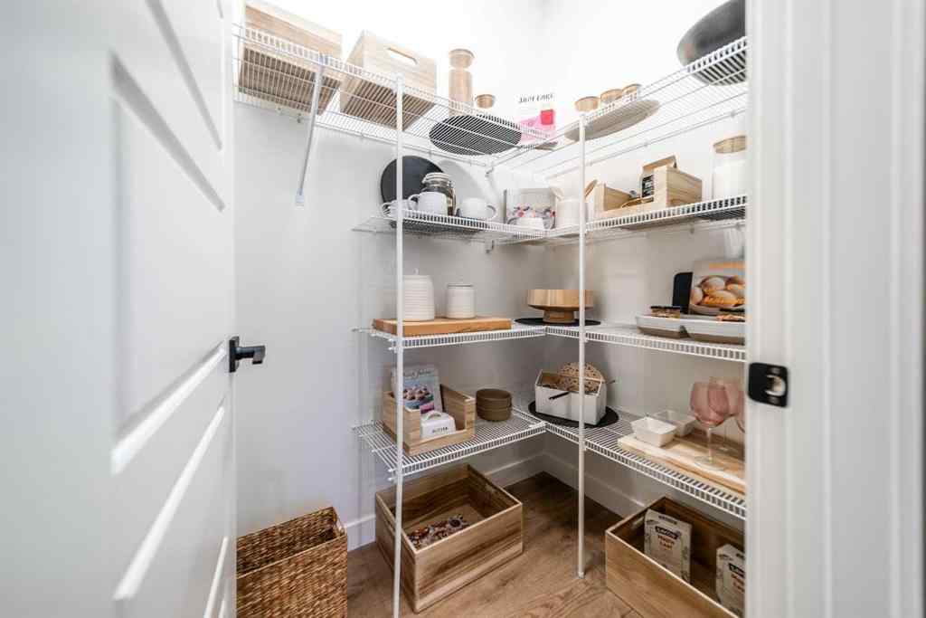 MLS® A2257522 - 141 Southbow Drive  in Southbow Landing Cochrane, Residential