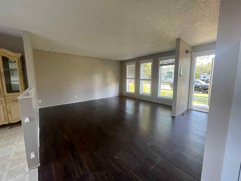 MLS® A2257524 - 4720 54 Avenue  in Vermilion Vermilion, Residential