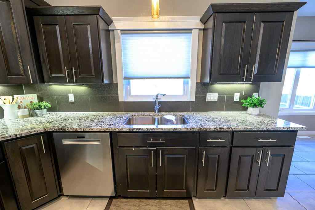 MLS® A2257525 - 10732 158 Avenue  in Westlake Village Rural Grande Prairie No. 1, County of, Residential