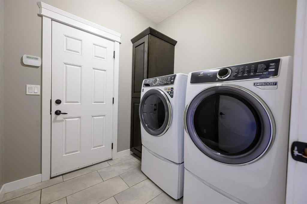 MLS® A2257525 - 10732 158 Avenue  in Westlake Village Rural Grande Prairie No. 1, County of, Residential