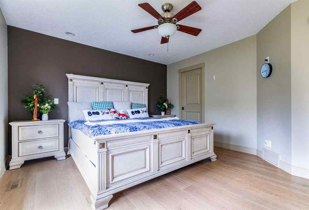 MLS® A2257526 - 52 Elmont Green SW in Springbank Hill Calgary, Residential