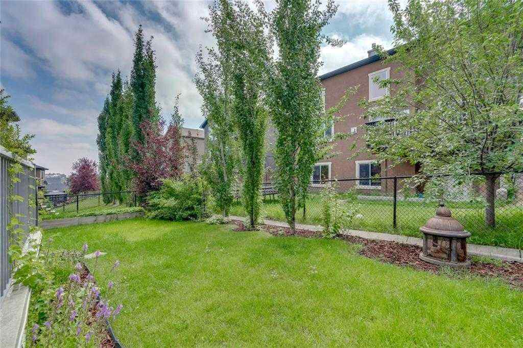 MLS® A2257526 - 52 Elmont Green SW in Springbank Hill Calgary, Residential