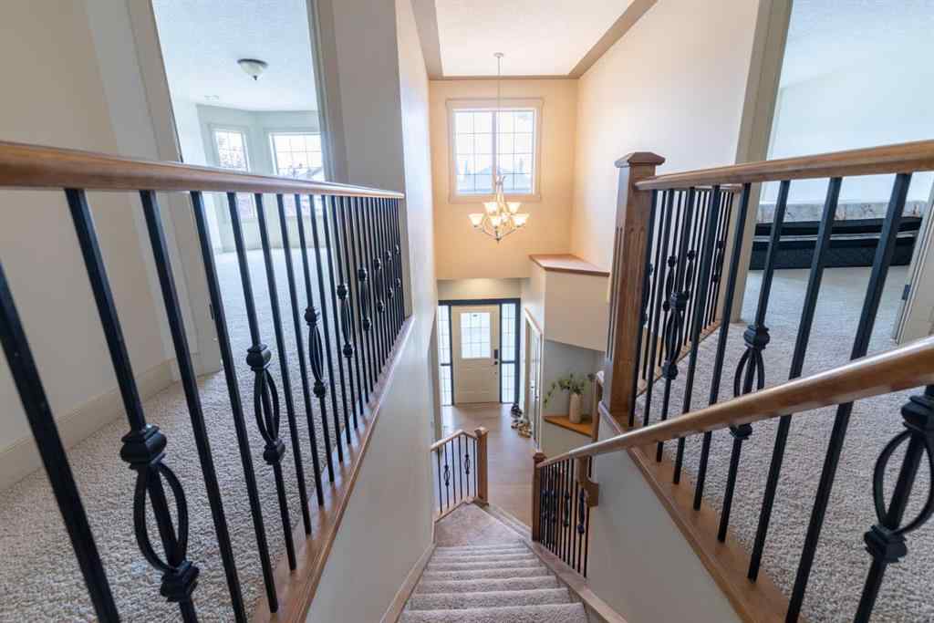 MLS® A2257526 - 52 Elmont Green SW in Springbank Hill Calgary, Residential