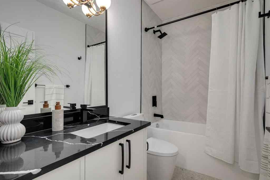 MLS® A2257527 - 3444 Lane Crescent SW in Lakeview Calgary, Residential