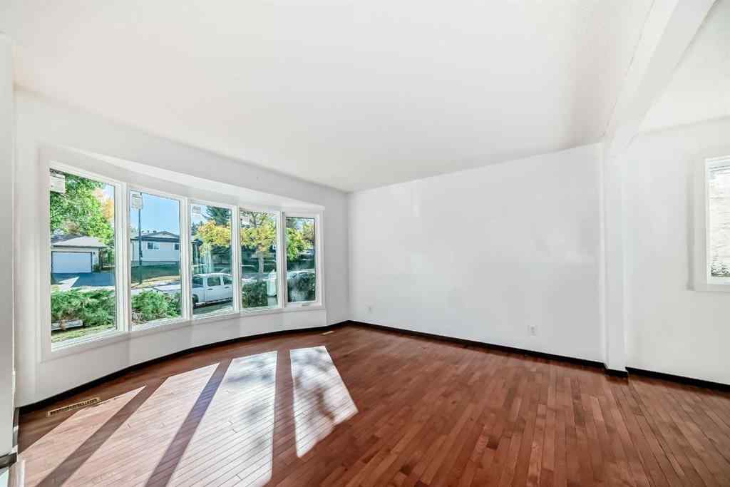 MLS® A2257528 - 79 Bermuda Drive NW in Beddington Heights Calgary, Residential