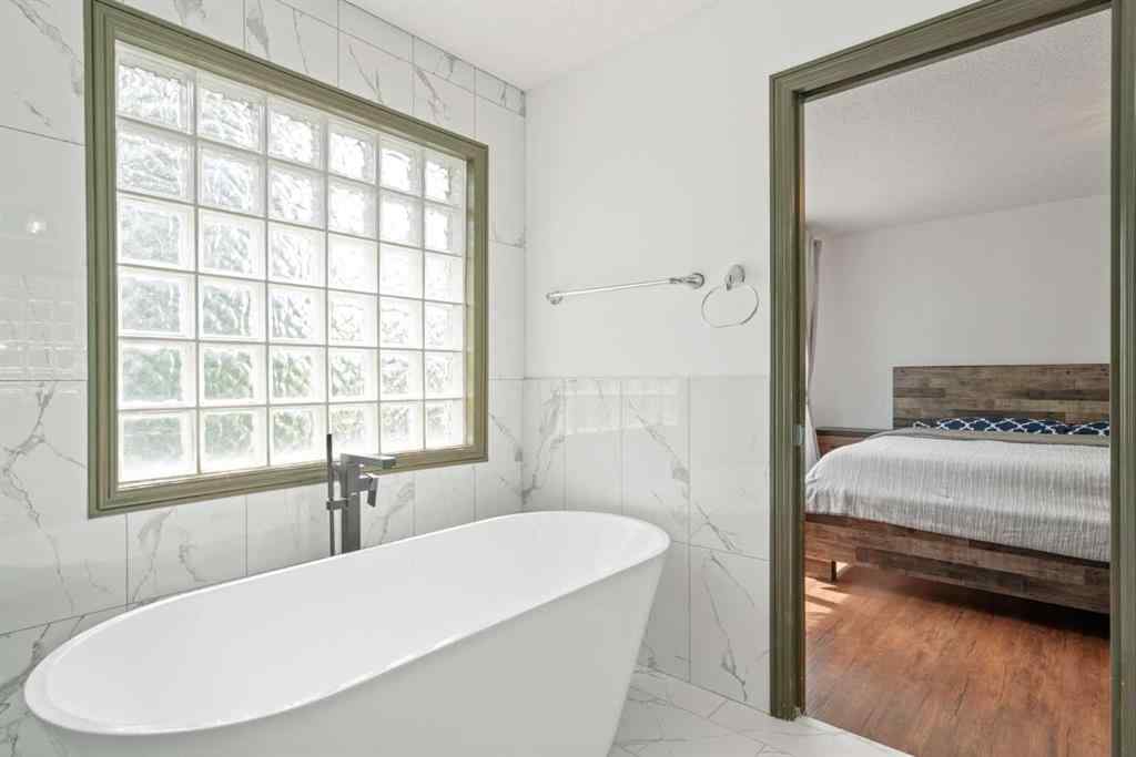 MLS® A2257530 - 84 Everwillow Park SW in Evergreen Calgary, Residential