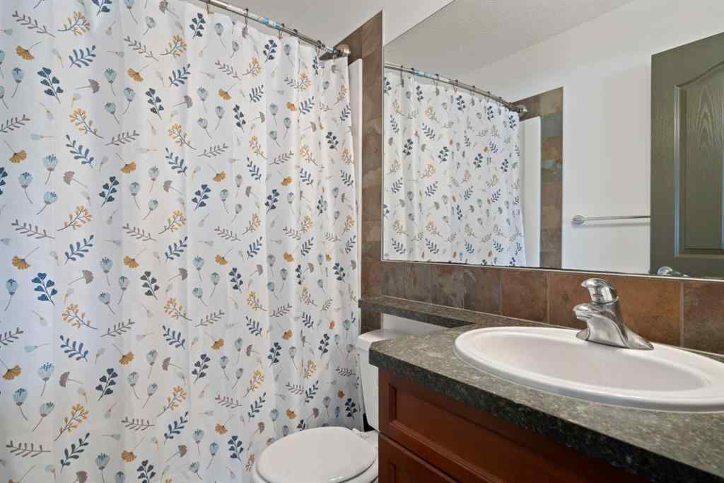 MLS® A2257530 - 84 Everwillow Park SW in Evergreen Calgary, Residential