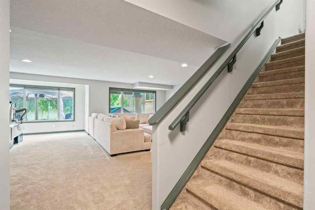 MLS® A2257530 - 84 Everwillow Park SW in Evergreen Calgary, Residential