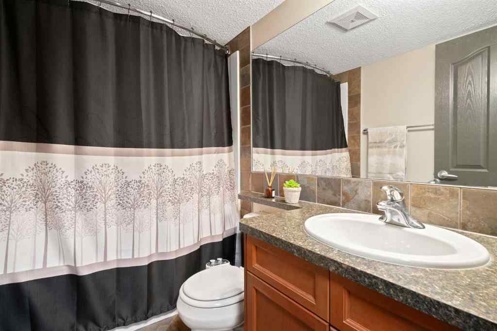 MLS® A2257530 - 84 Everwillow Park SW in Evergreen Calgary, Residential