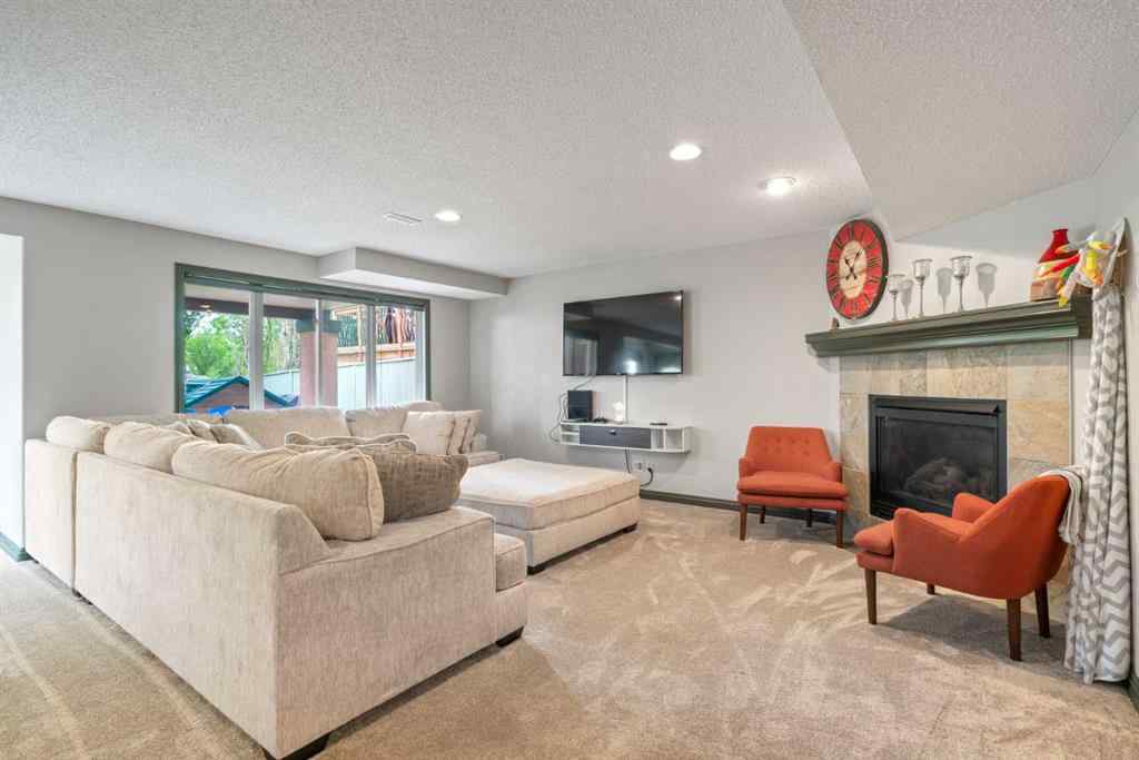 MLS® A2257530 - 84 Everwillow Park SW in Evergreen Calgary, Residential