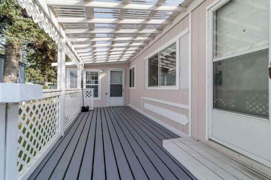 MLS® A2257533 - Unit #31 4851 46 Street  in Downtown Sylvan Lake, Mobile