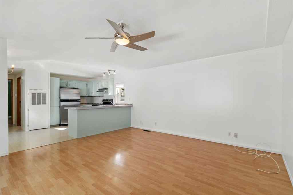 MLS® A2257533 - Unit #31 4851 46 Street  in Downtown Sylvan Lake, Mobile