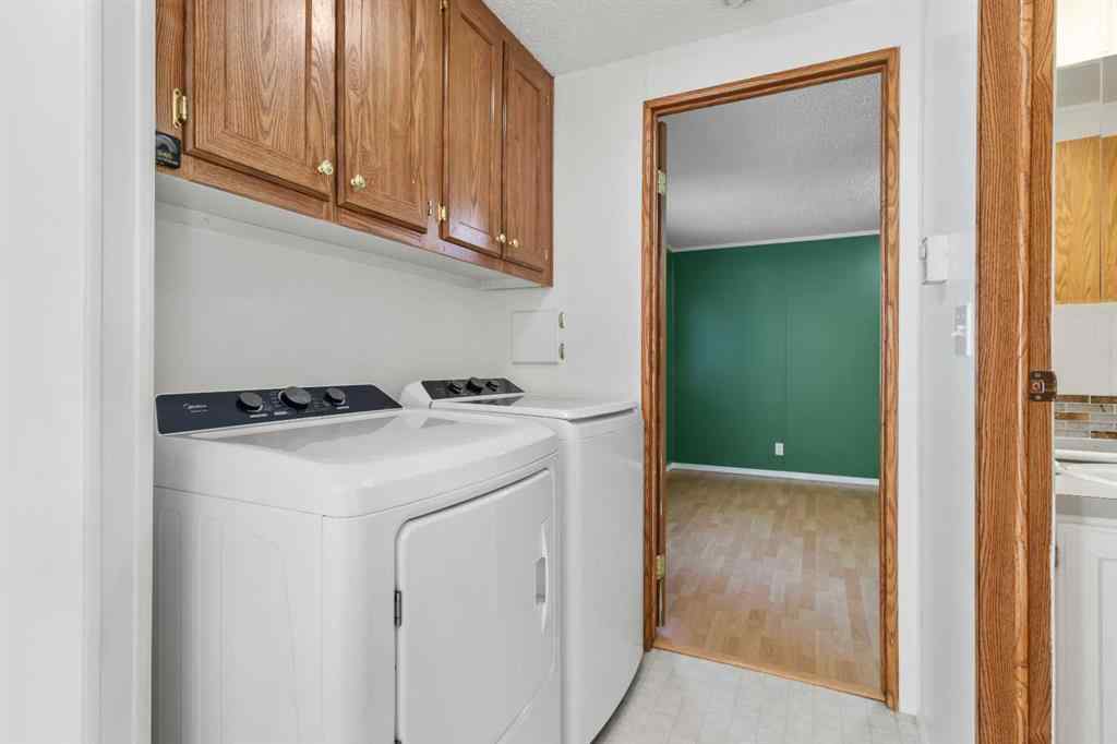 MLS® A2257533 - Unit #31 4851 46 Street  in Downtown Sylvan Lake, Mobile