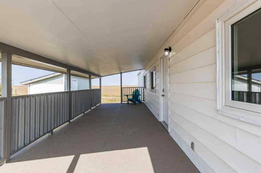 MLS® A2257536 - 7502 Old TransCanada Highway  in NONE Rural Cypress County, Residential
