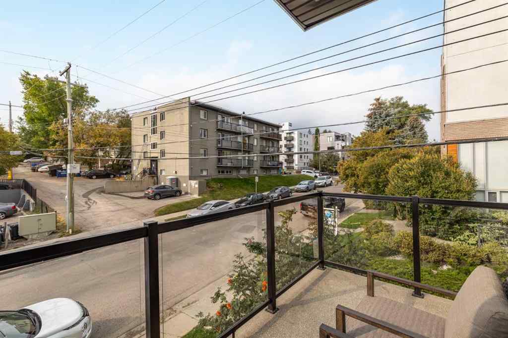 MLS® A2257537 - 1708 19 Avenue SW in Bankview Calgary, Residential