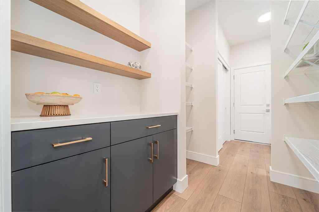 MLS® A2257538 - 2706 43 Street S in Discovery Lethbridge, Residential