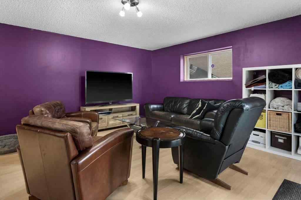 MLS® A2257540 - 172 Tuscany Meadows Heath NW in Tuscany Calgary, Residential