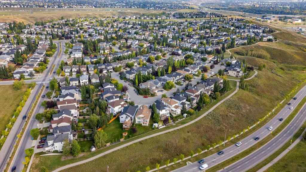 MLS® A2257540 - 172 Tuscany Meadows Heath NW in Tuscany Calgary, Residential