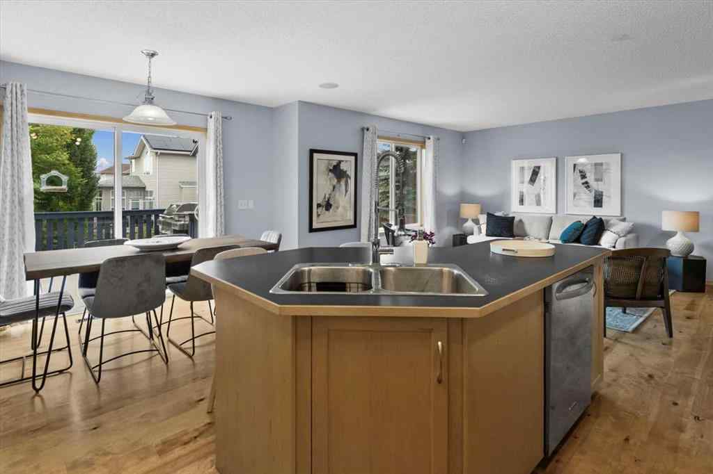 MLS® A2257540 - 172 Tuscany Meadows Heath NW in Tuscany Calgary, Residential