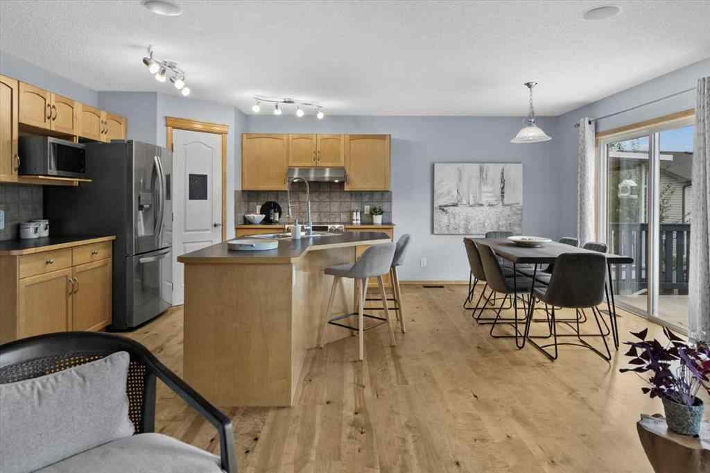 MLS® A2257540 - 172 Tuscany Meadows Heath NW in Tuscany Calgary, Residential