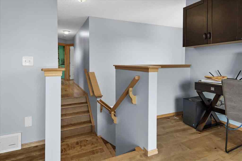 MLS® A2257540 - 172 Tuscany Meadows Heath NW in Tuscany Calgary, Residential
