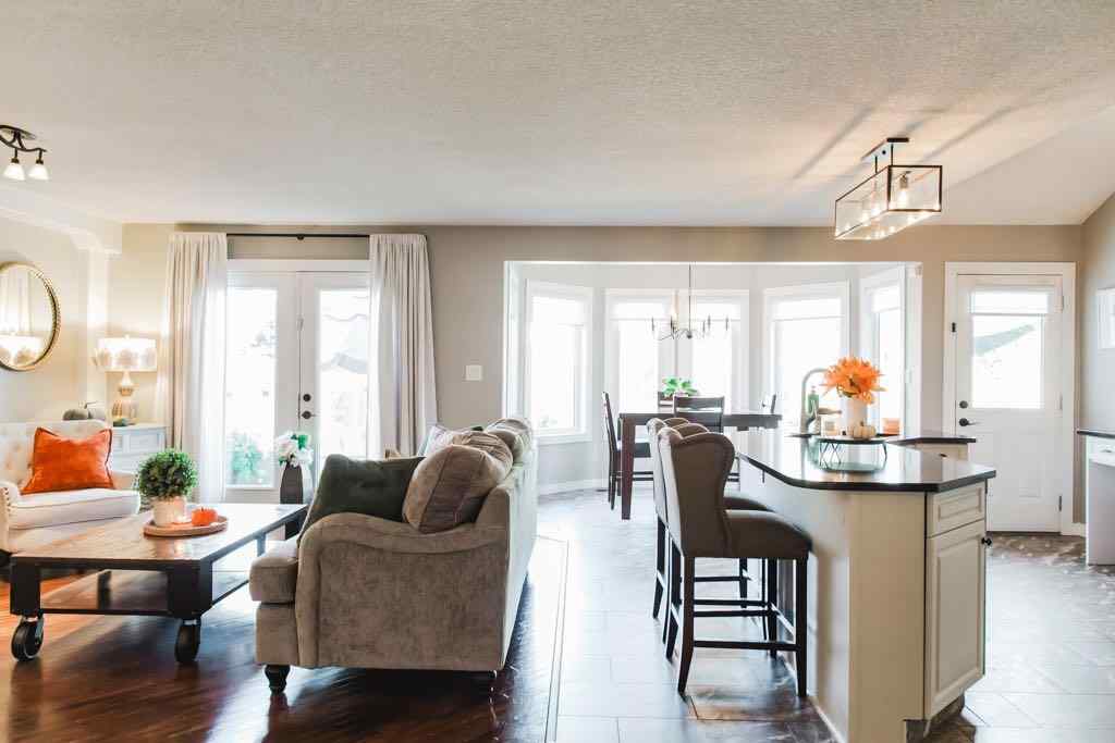 MLS® A2257541 - 6110 93A Street  in Country Club Estates Grande Prairie, Residential
