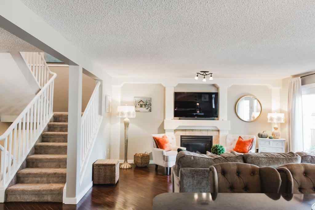 MLS® A2257541 - 6110 93A Street  in Country Club Estates Grande Prairie, Residential