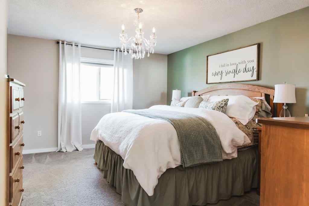 MLS® A2257541 - 6110 93A Street  in Country Club Estates Grande Prairie, Residential