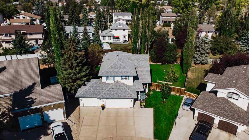 MLS® A2257541 - 6110 93A Street  in Country Club Estates Grande Prairie, Residential