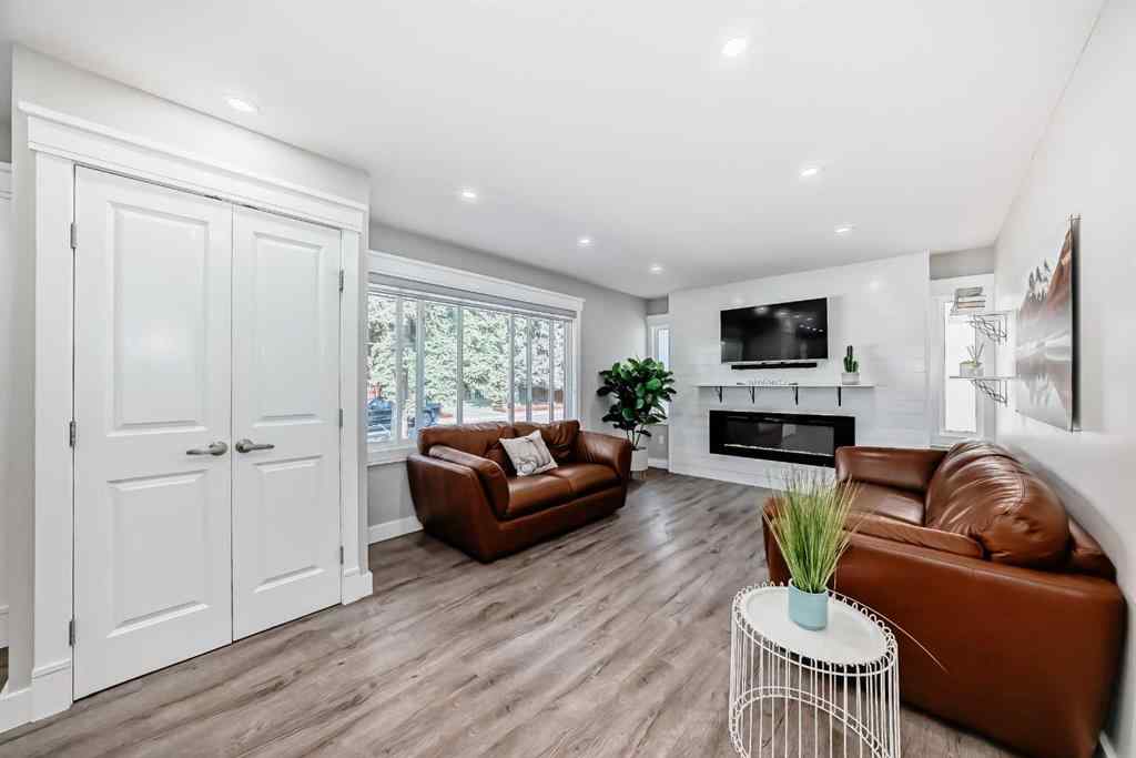 MLS® A2257542 - 146 Lake Sylvan Close SE in Bonavista Downs Calgary, Residential