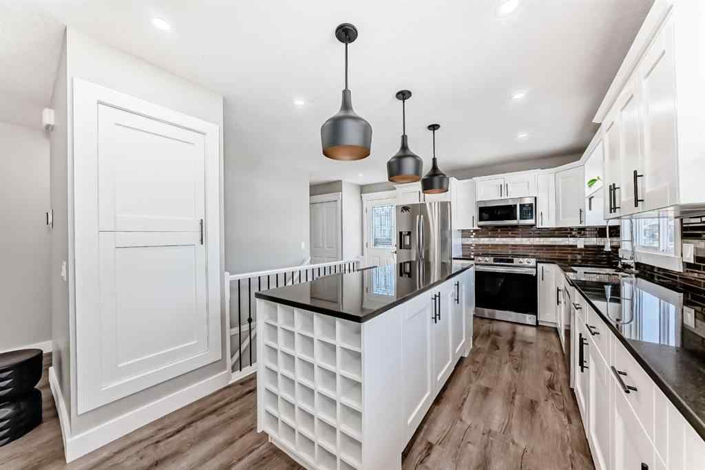 MLS® A2257542 - 146 Lake Sylvan Close SE in Bonavista Downs Calgary, Residential