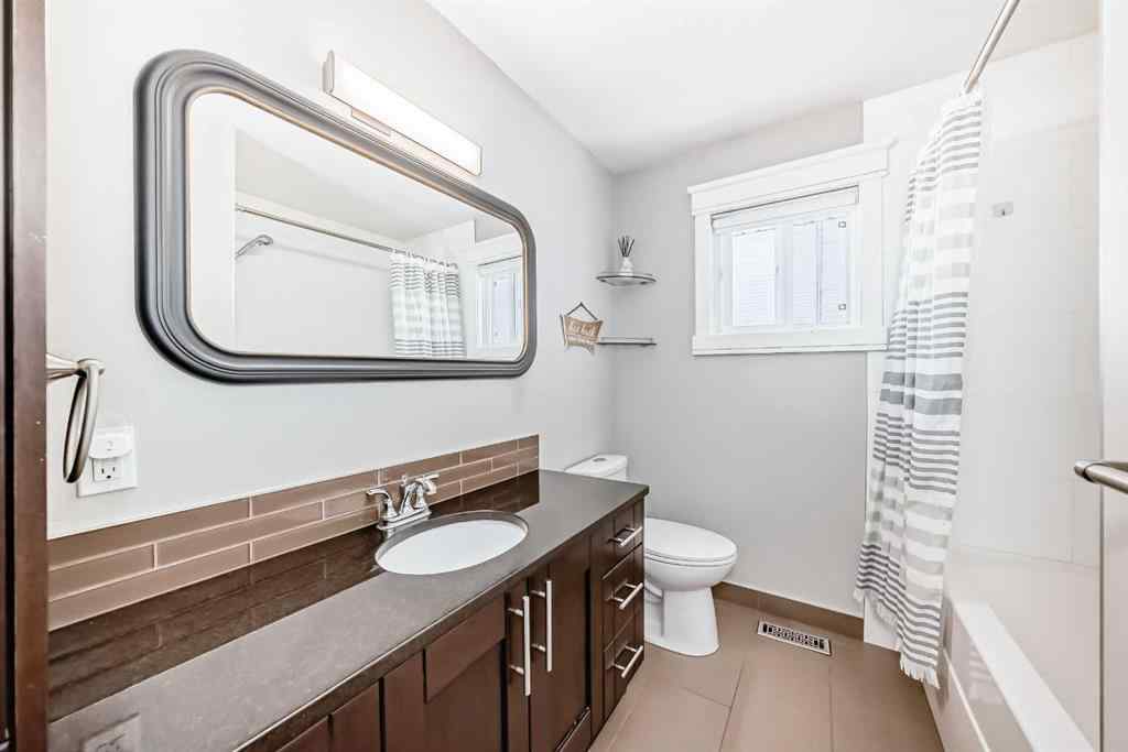 MLS® A2257542 - 146 Lake Sylvan Close SE in Bonavista Downs Calgary, Residential