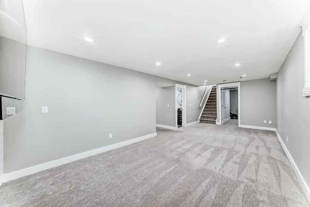 MLS® A2257542 - 146 Lake Sylvan Close SE in Bonavista Downs Calgary, Residential