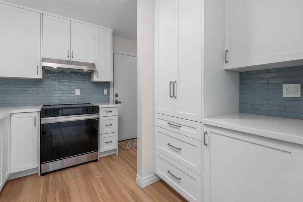 MLS® A2257546 - Unit #202 611 67 Avenue SW in Kingsland Calgary, Residential
