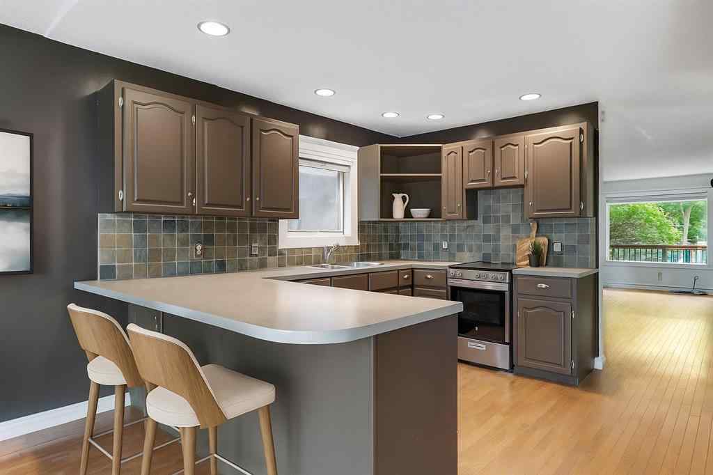 MLS® A2257548 - 2638 26A Street SW in Killarney/Glengarry Calgary, Residential